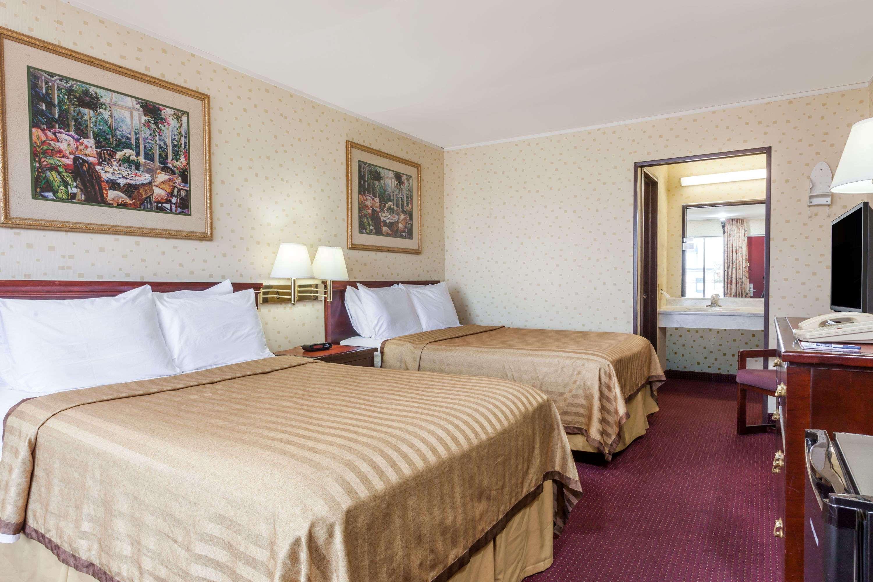Travelodge By Wyndham Hotel Seymour