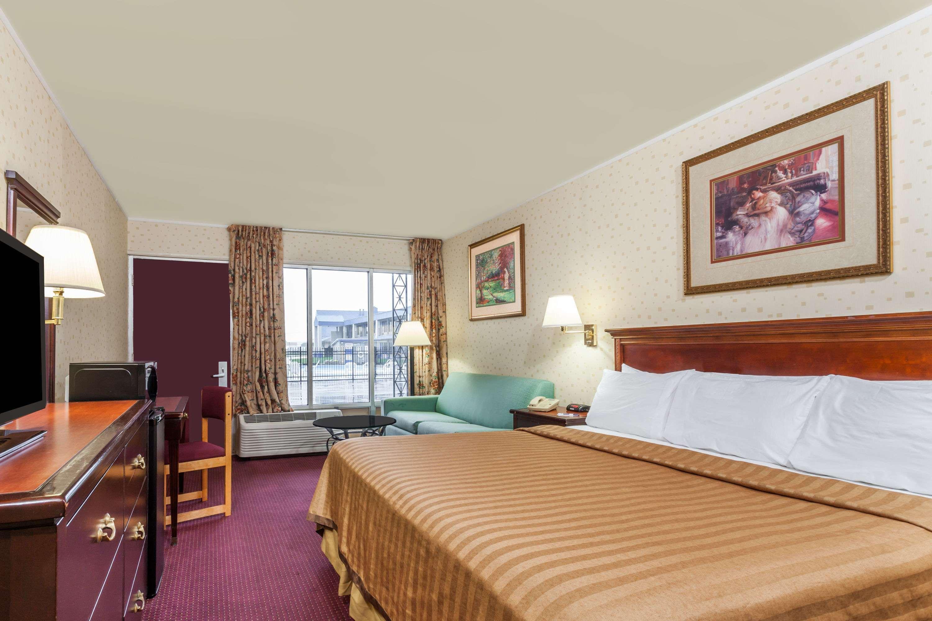 Travelodge By Wyndham Hotel