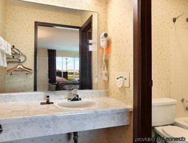 Hotel Travelodge By Wyndham 2*